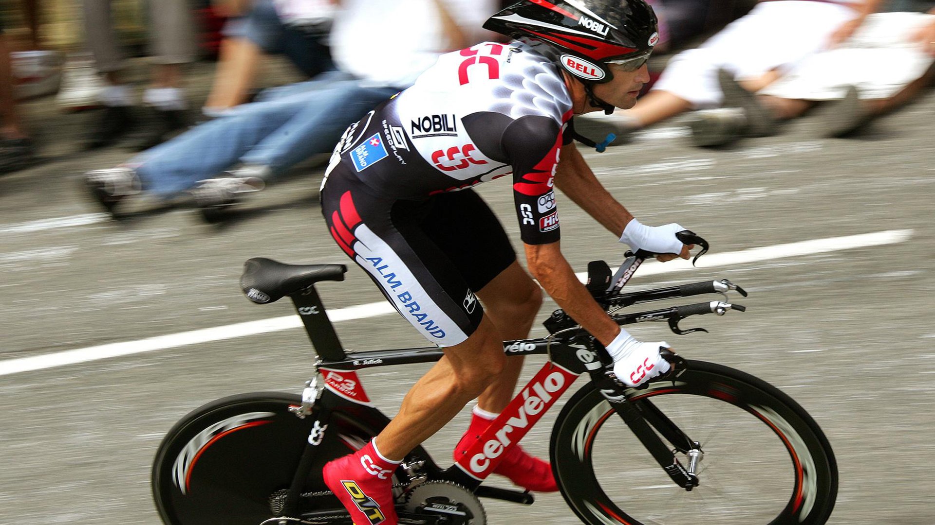 中国篮球梦照亮无数少年的未来,看看中国的篮球